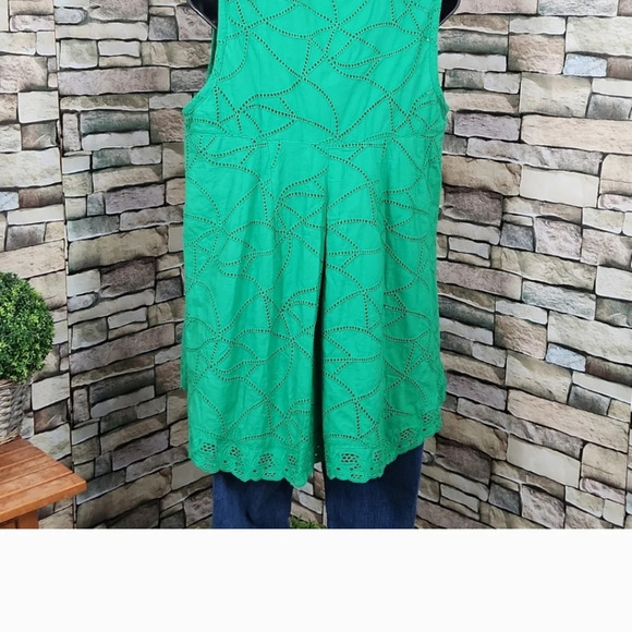 Cabi Gemma cotton sleeveless Top - Picture 3 of 8